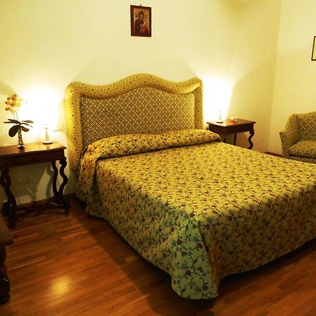 Il Campanile B&B Πίζα Εξωτερικό φωτογραφία