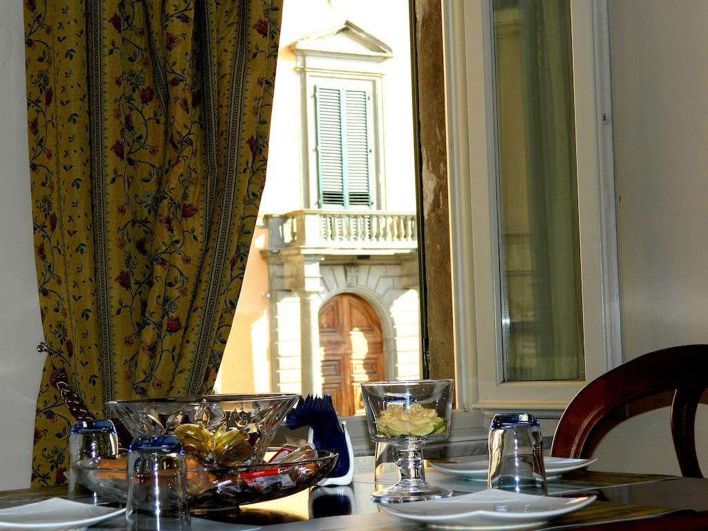 Il Campanile B&B Πίζα Δωμάτιο φωτογραφία